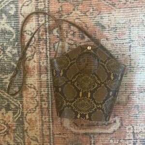 Elizabeth and James Bag